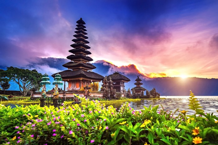 Destinations travel trending year luxury airbnb selected most get
